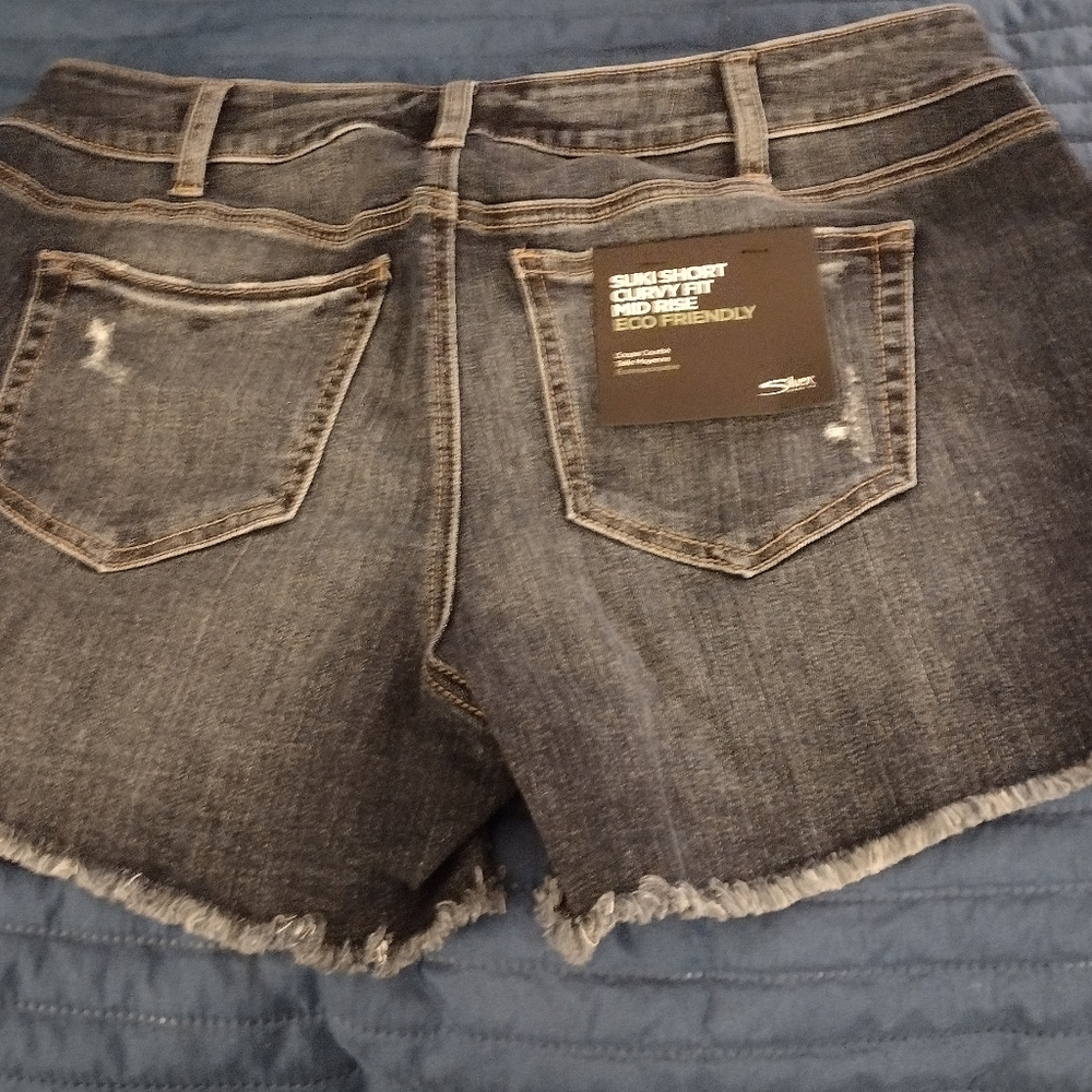 Sliver jean shorts. Size 32